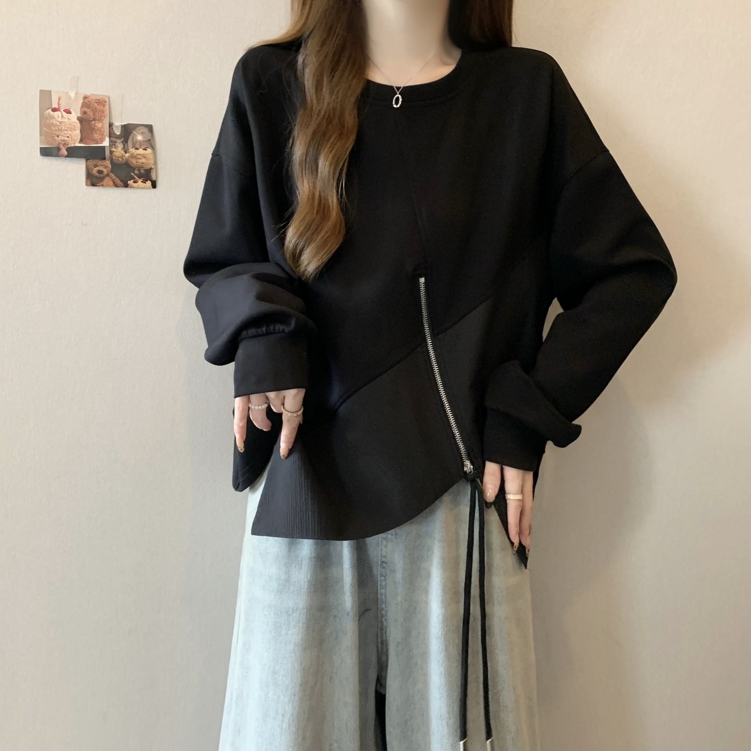 Irregular sweatshirt