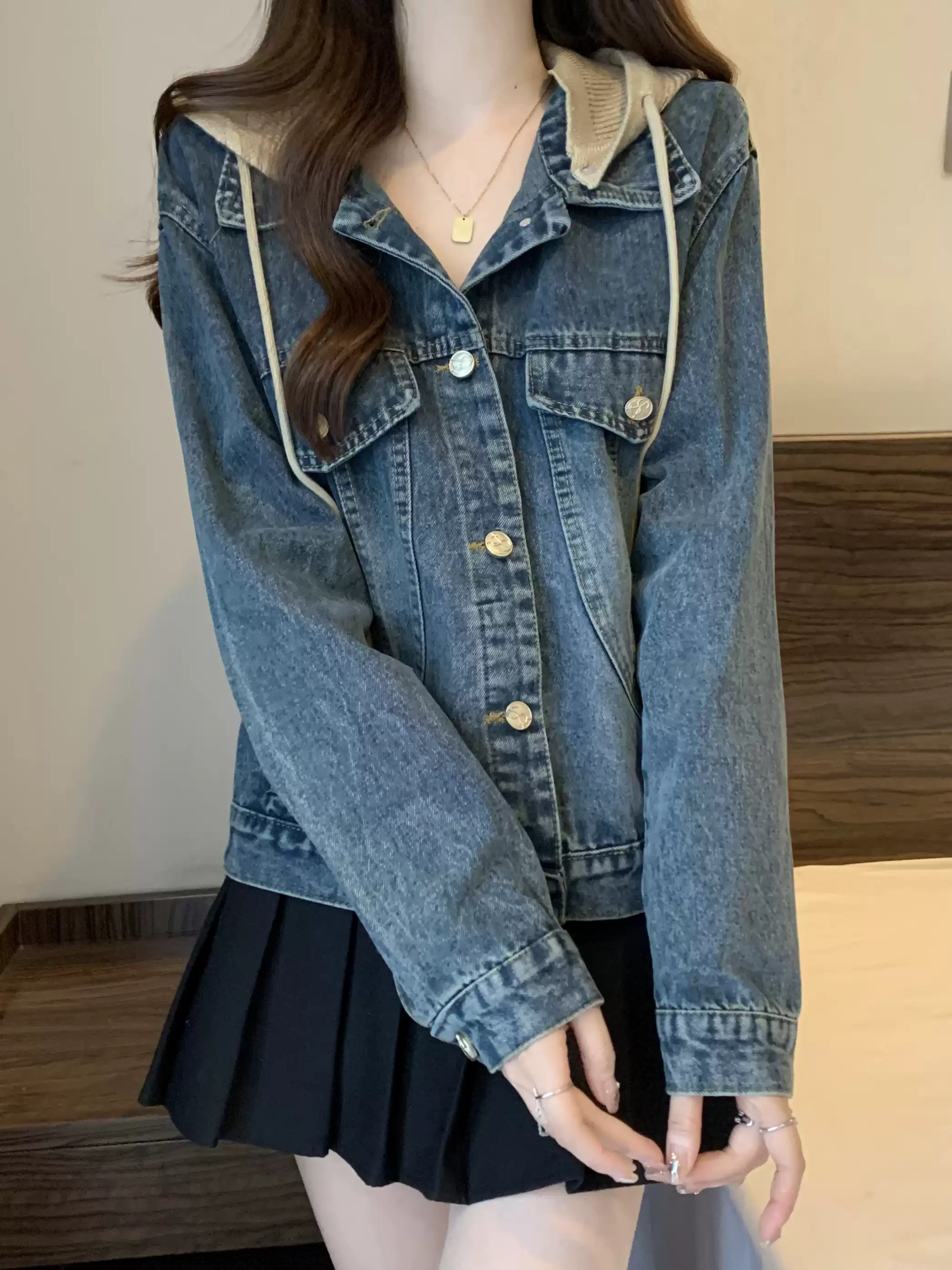 Temperament retro hooded denim jacket