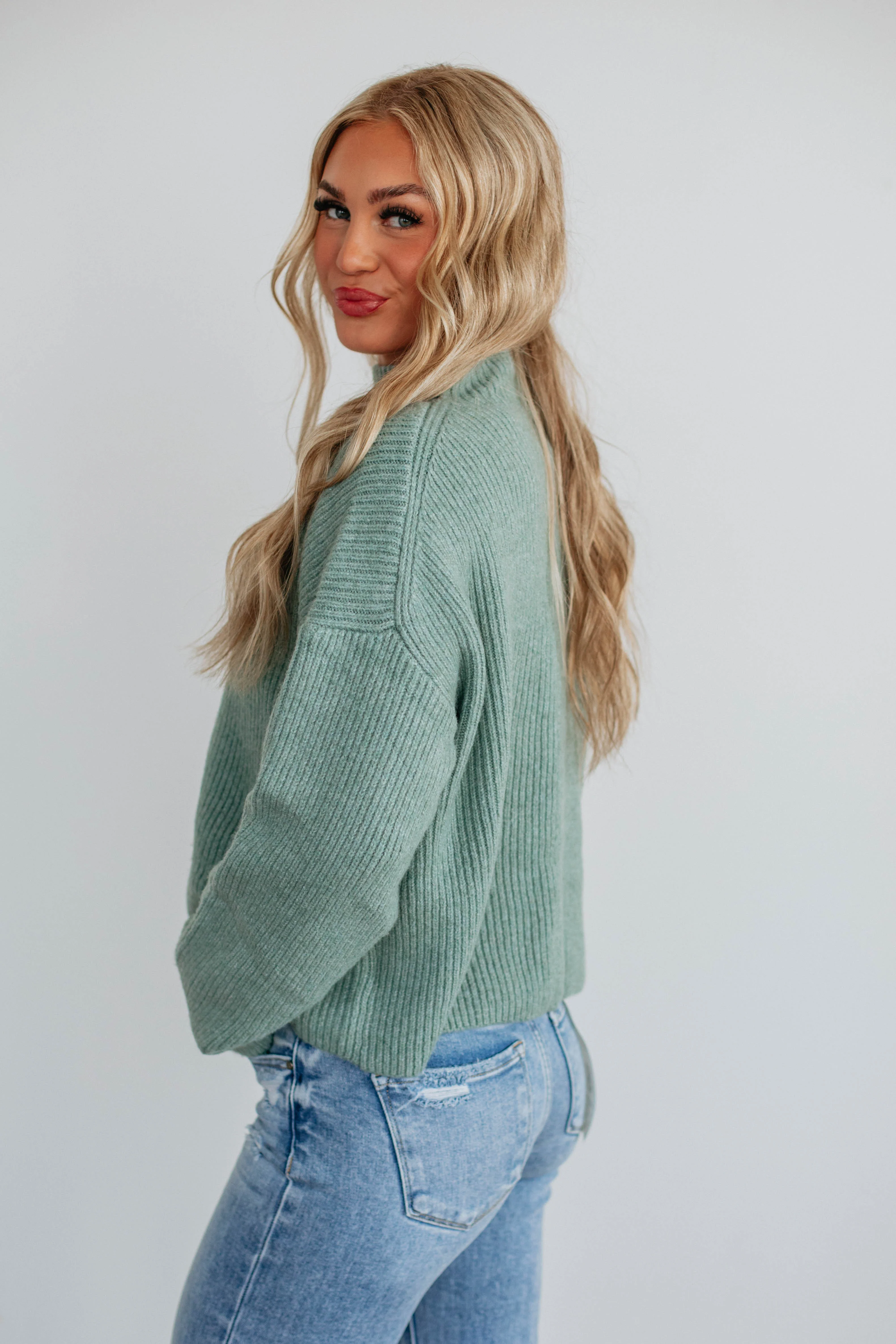Mora Ribbed Sweater