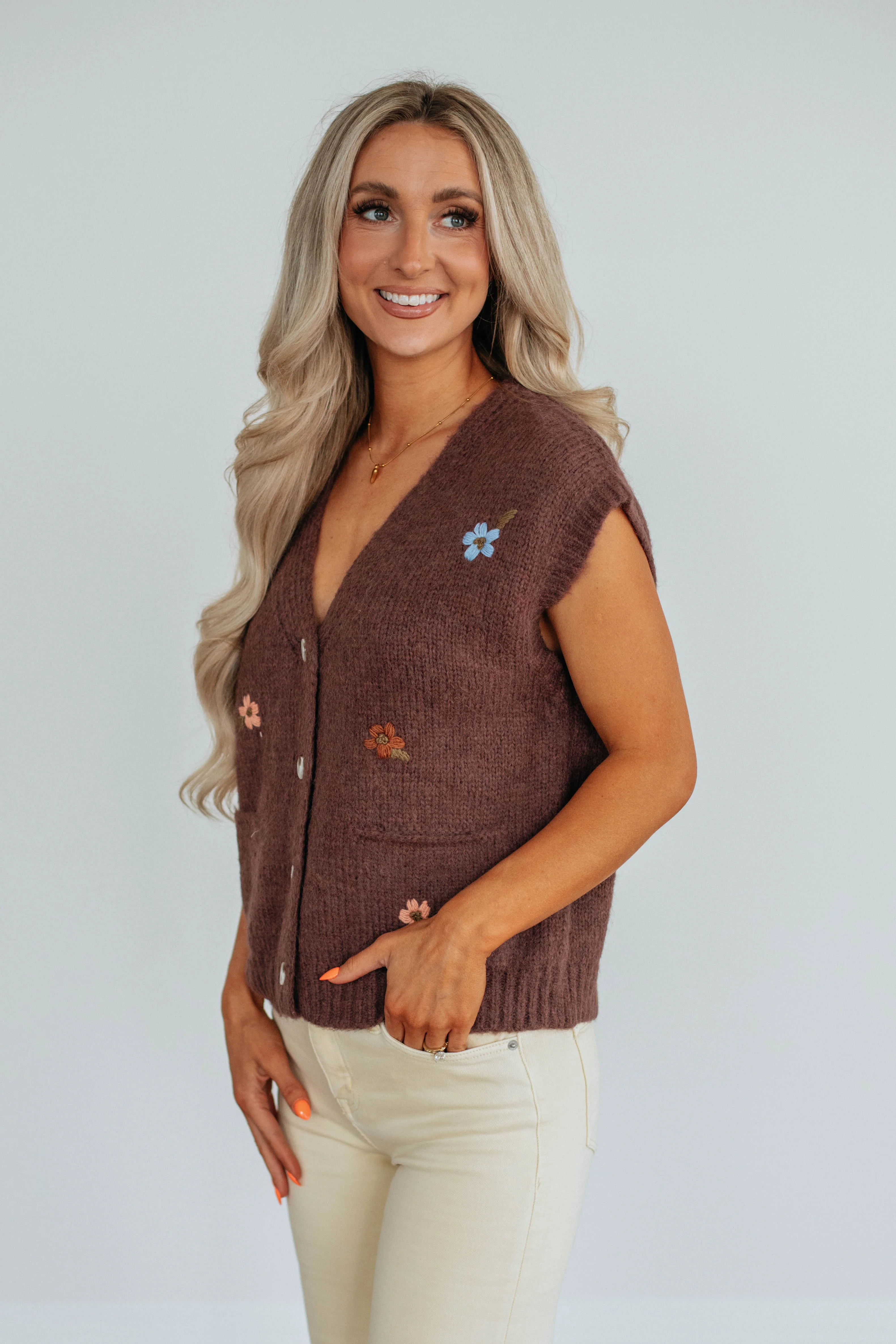 Alva Floral Sweater Vest