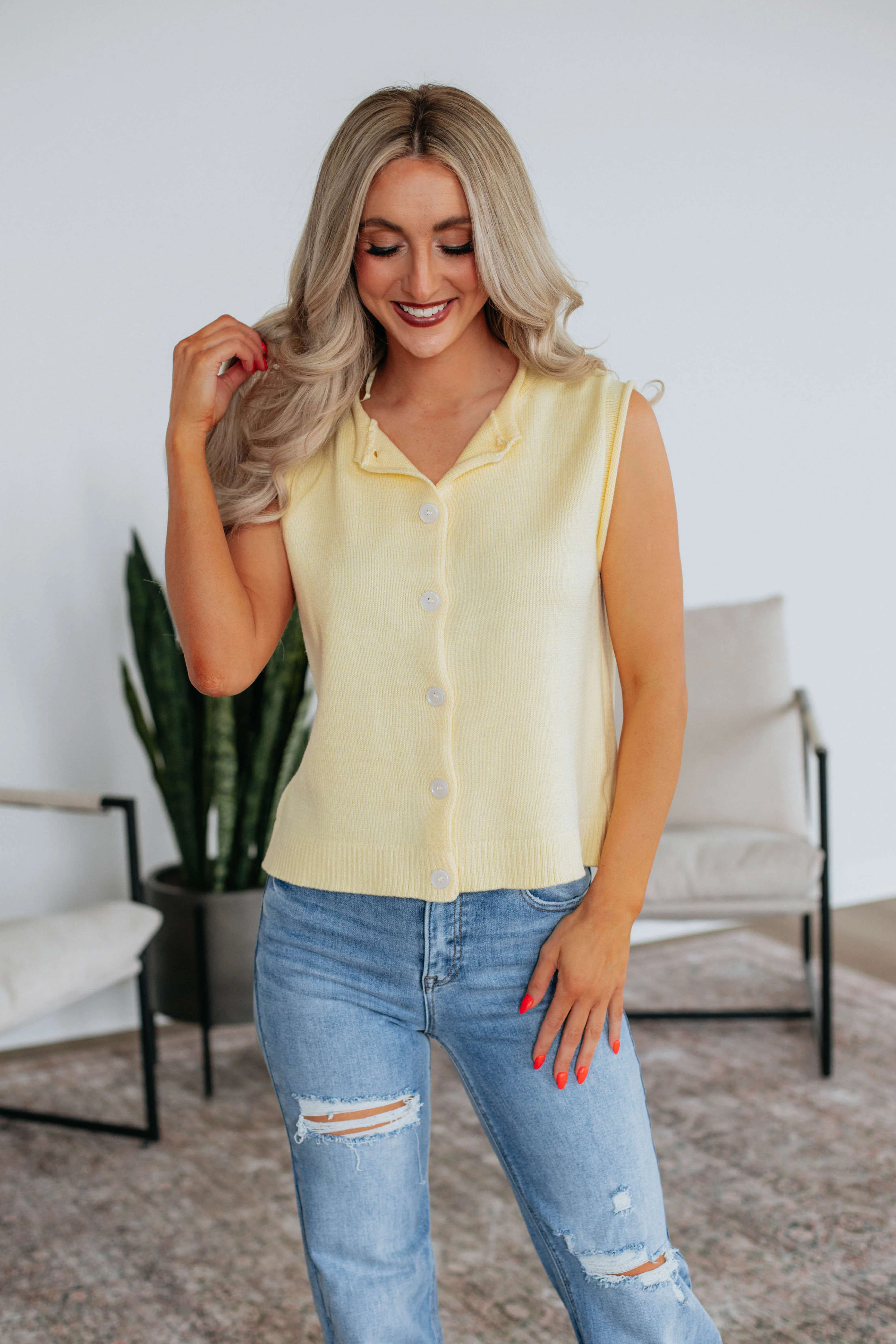 Neena Sweater Vest - Daisy