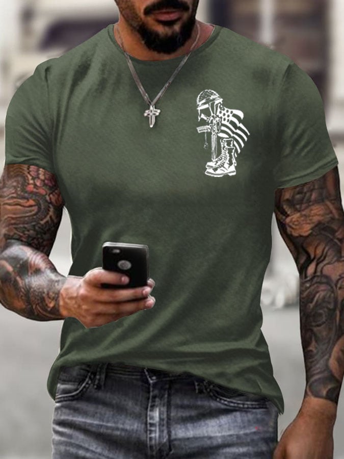 Men's Veteran's Flag Print Short Sleeve T-shirt
