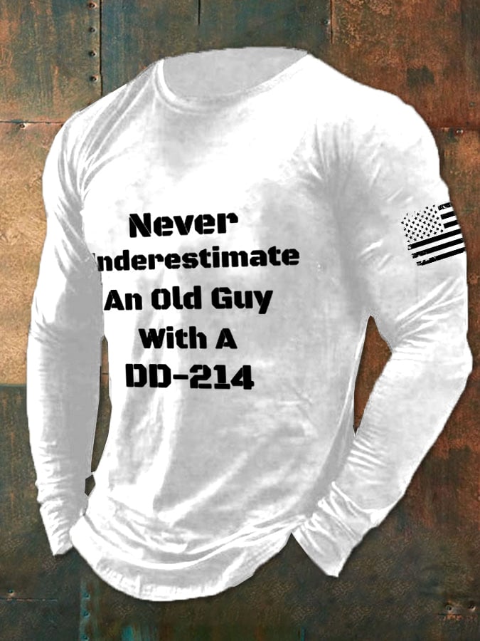 Men's Never Underestimate An Dld Guy With A DD-214 Print T-Shirt