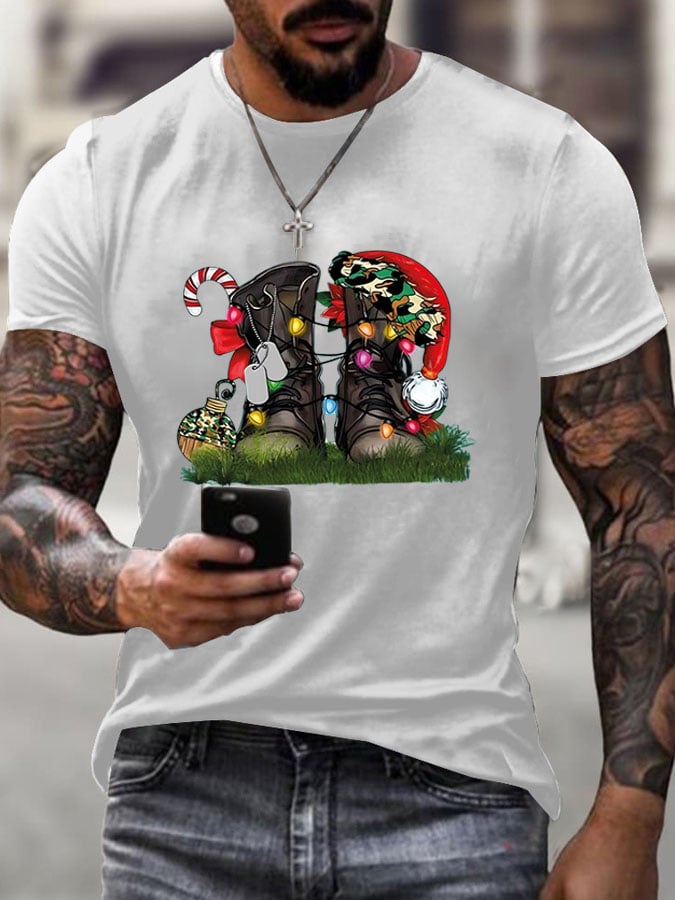 Men's Veteran's Christmas Boots Print Short Sleeve T-shirt